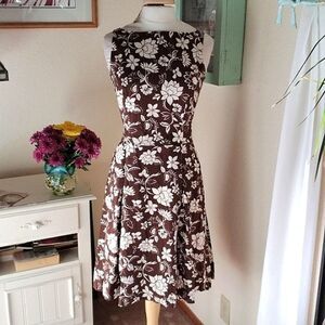 Casual Corner Stretch Brown and White Fit and Flare Dress